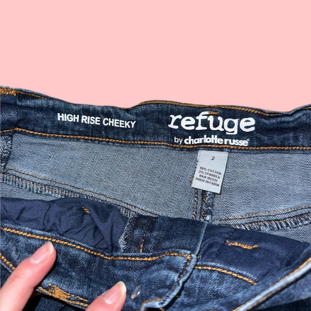 High Rise Cheeky Shorts - Picture 3 of 5